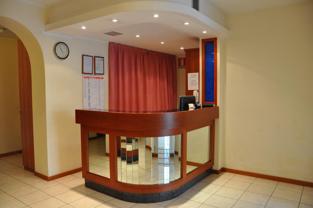Hotel Belforte Varese Ngoại thất bức ảnh